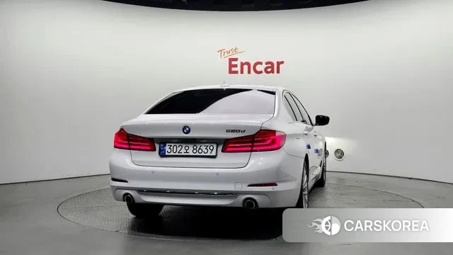 BMW 5 Series (G30) id 2990529 из Кореи 14