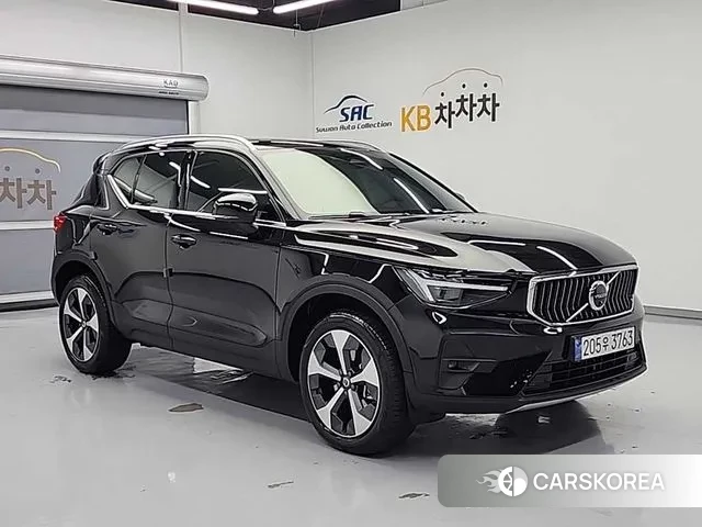 Volvo XC40 2024 Черный из Кореи, фото 4