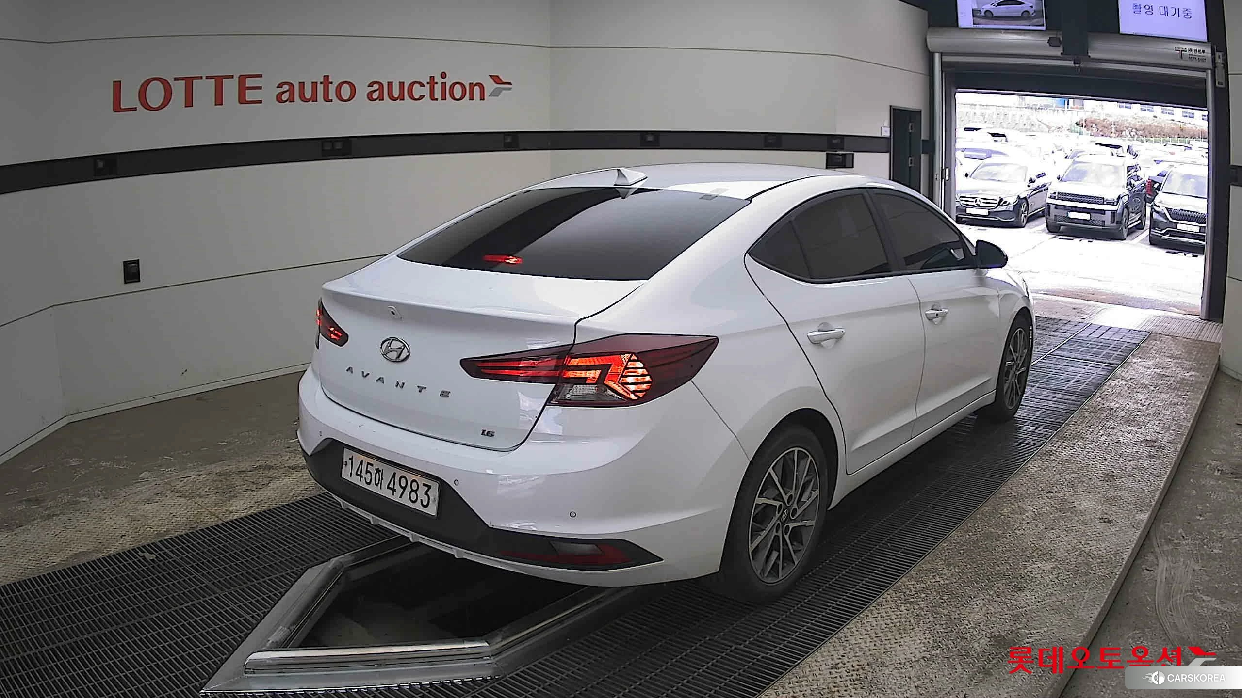 Hyundai Avante id 3869279 из Кореи 31