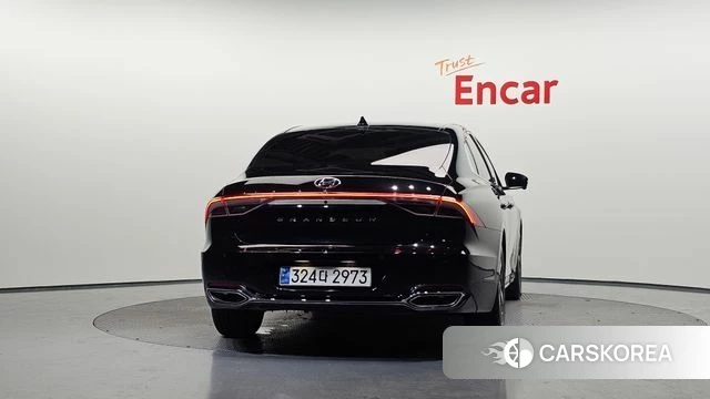 Hyundai The New Grandeur IG Hybrid id 4768738 из Кореи 25