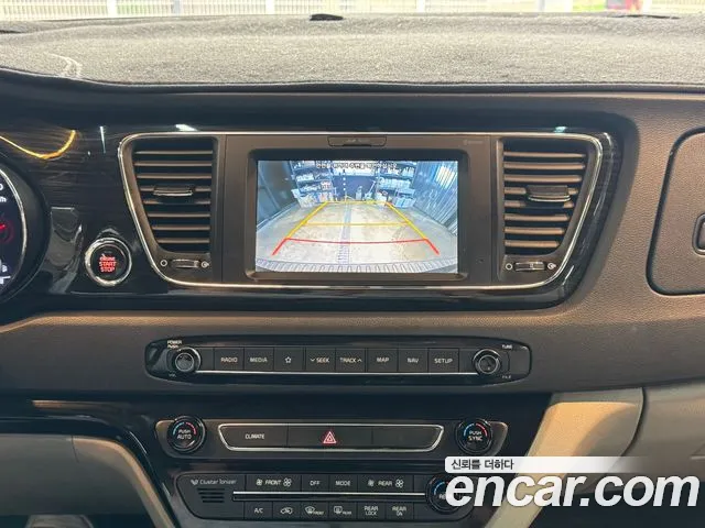 Kia The New Carnival id 2662042 из Кореи 12