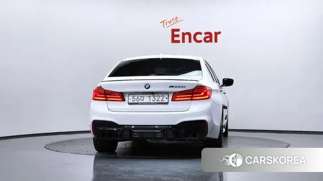 BMW 5 Series (G30) id 3292354 из Кореи 14