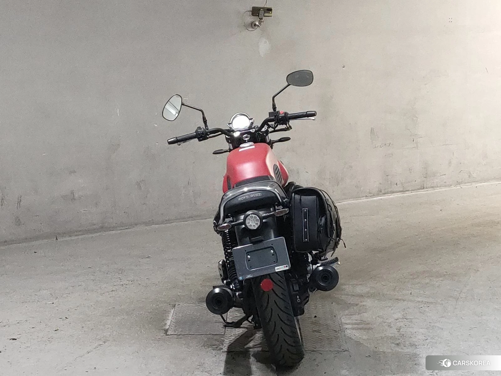 Проданный MOTO GUZZI V7 STONE 2023 из Японии, фото 3