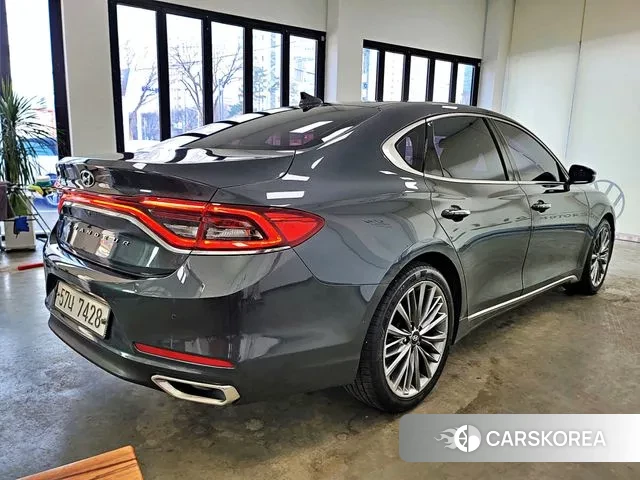 Hyundai Grandeur IG id 3757081 из Кореи 14