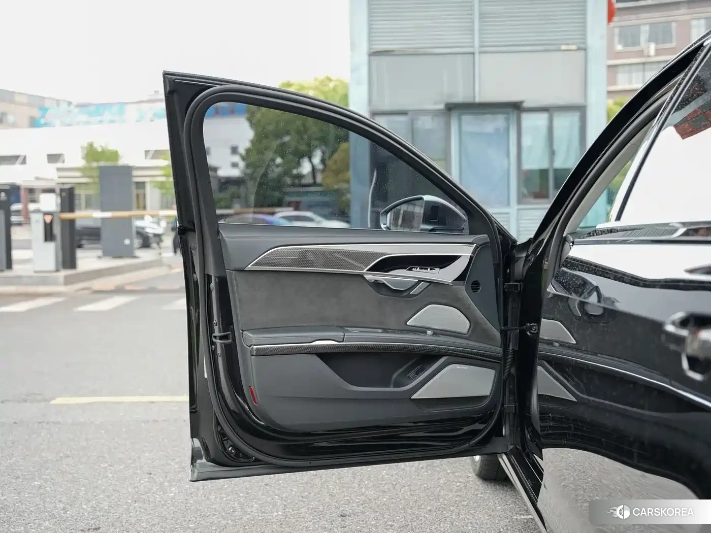 Audi S8 id 4599618 из Китая 15