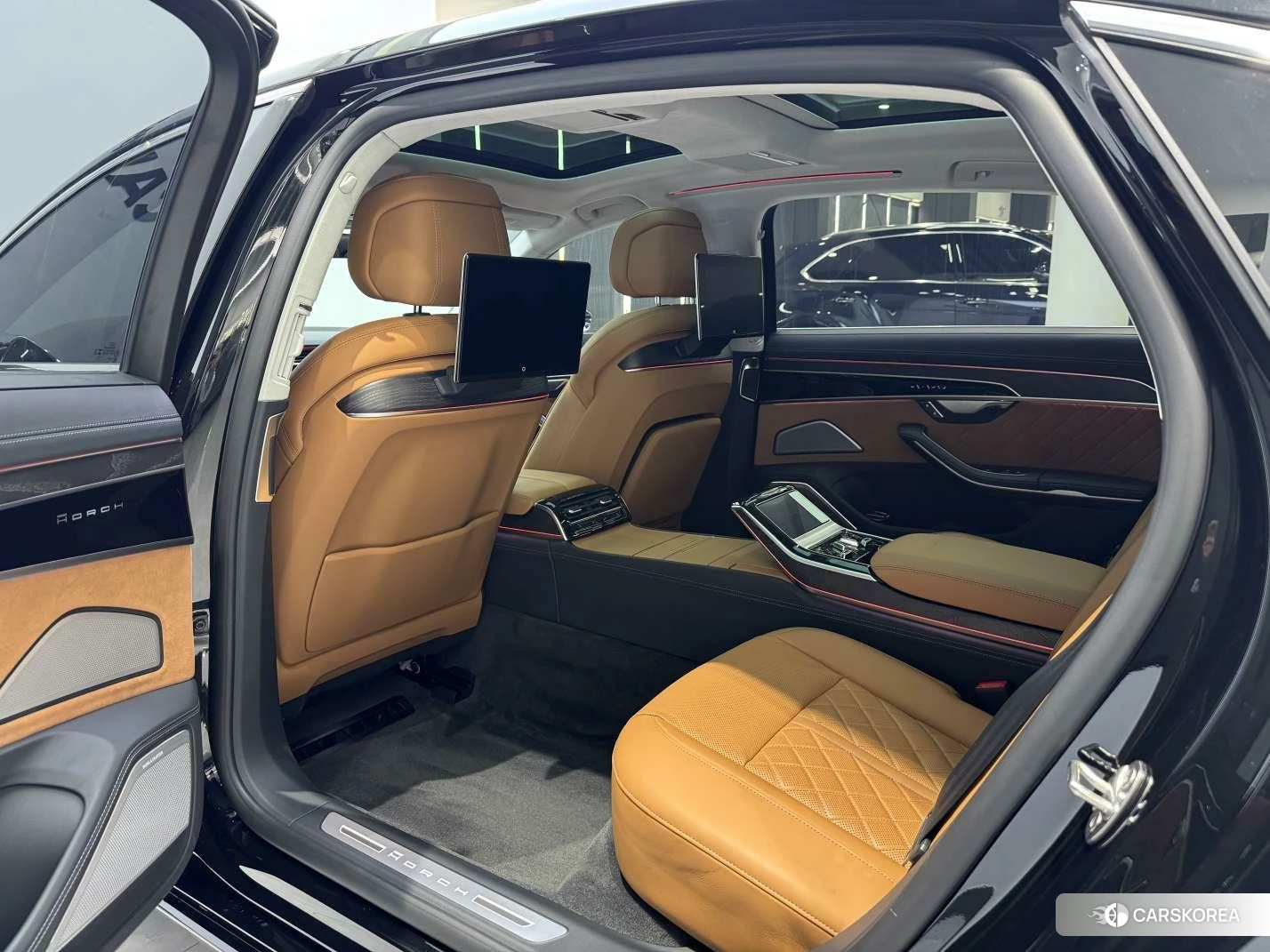 Audi A8 id 4498553 из Китая 9