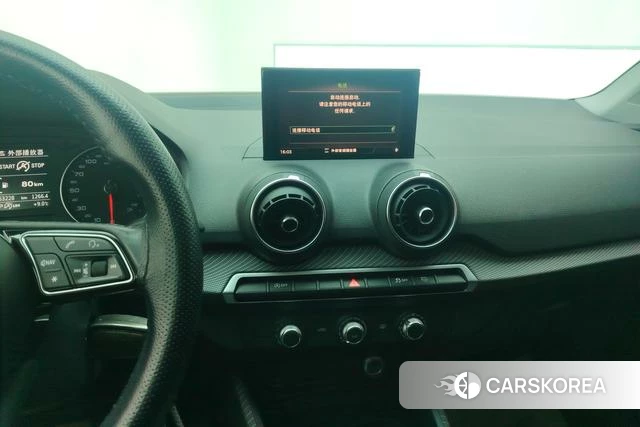 Audi Q2L id 3804887 из Китая 11