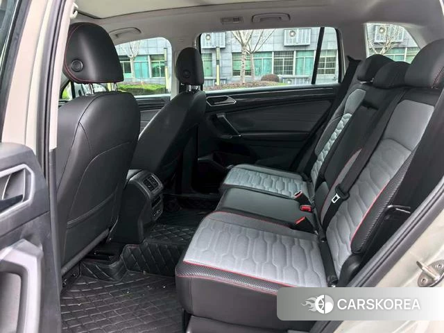 Volkswagen Tiguan L 2023 Шампань из Китая, фото 4