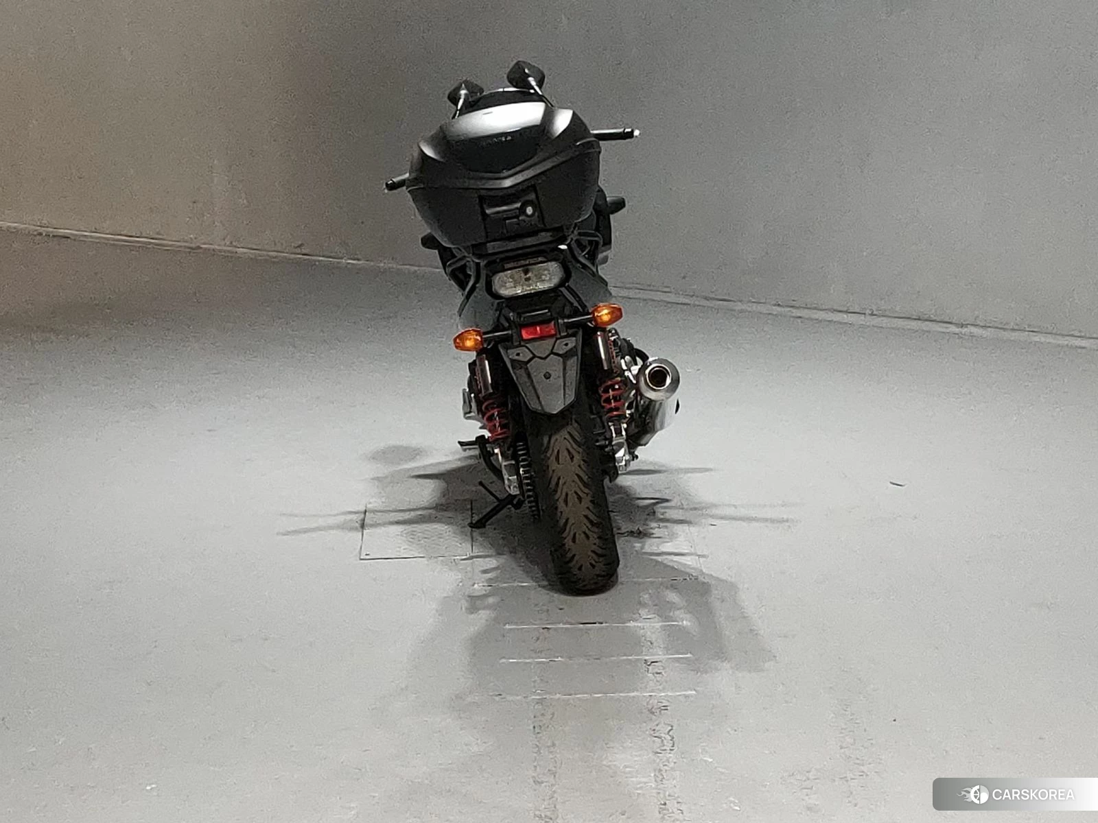 Проданный Honda CB400SF BOLDOR 2022 из Японии, фото 4
