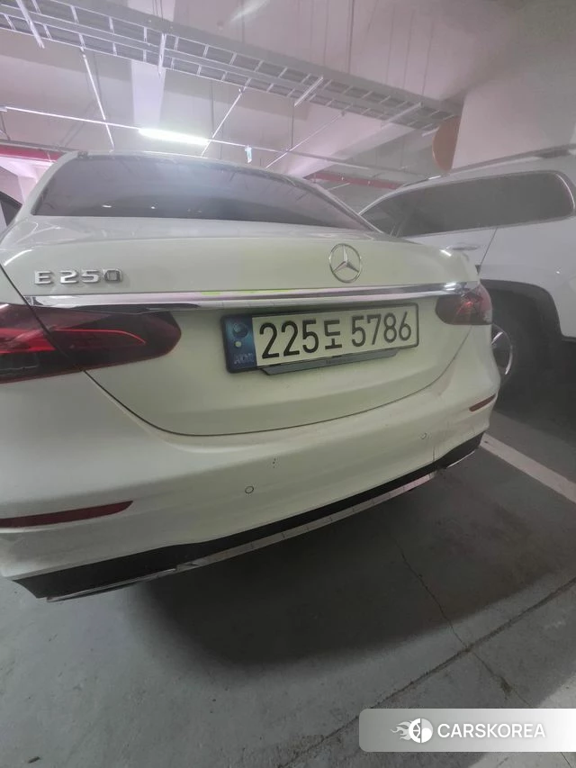 Mercedes-Benz E-Class W213 2023 Белый из Кореи, фото 6