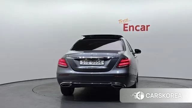 Mercedes-Benz E-Class W213 id 3514921 из Кореи 14