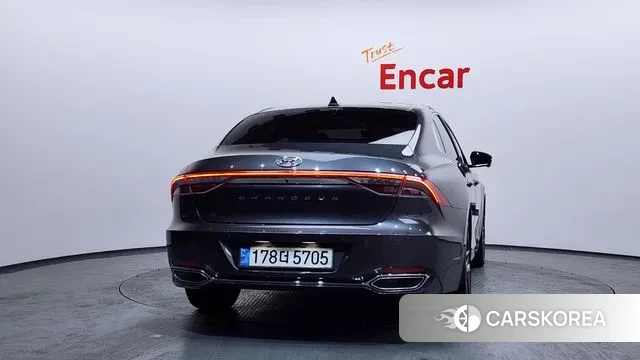 Hyundai The New Grandeur IG id 3626385 из Кореи 14