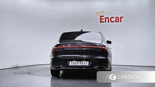 Hyundai The New Grandeur IG id 4647309 из Кореи 14