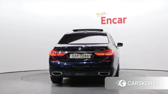 BMW 7 Series (G11) id 3698918 из Кореи 14