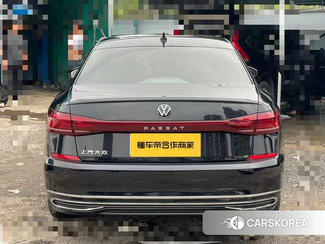 Volkswagen Passat 2022 Черный из Китая, фото 4