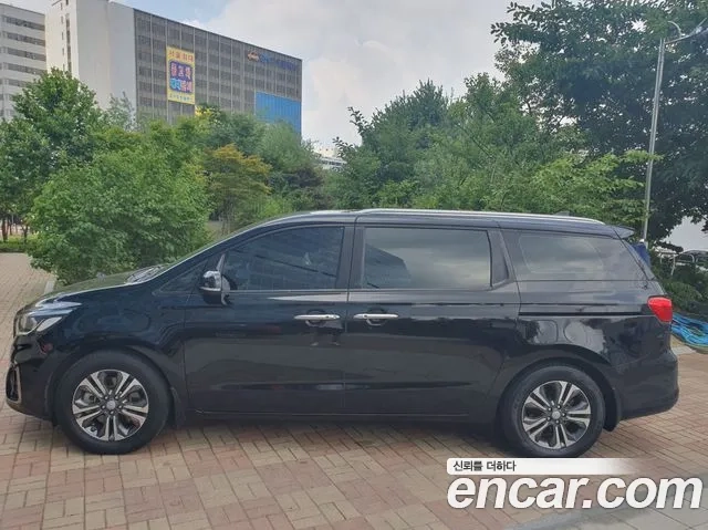 Kia The New Carnival id 2927817 из Кореи 13
