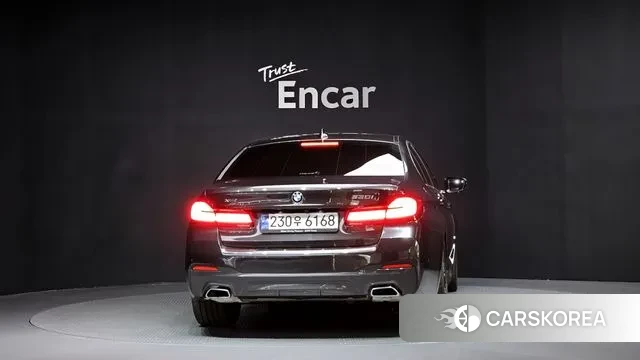 BMW 5 Series (G30) id 3262724 из Кореи 14