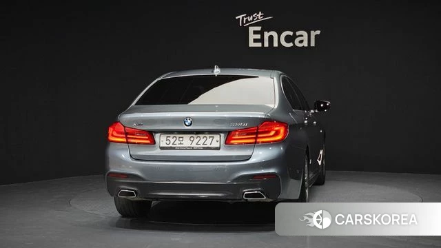 BMW 5 Series (G30) id 3814511 из Кореи 14