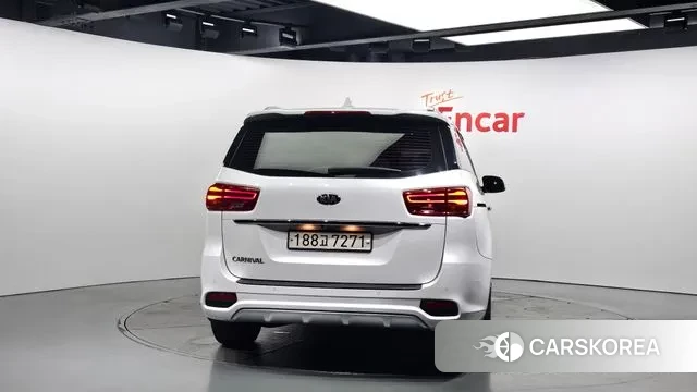 Kia The New Carnival id 2995343 из Кореи 14