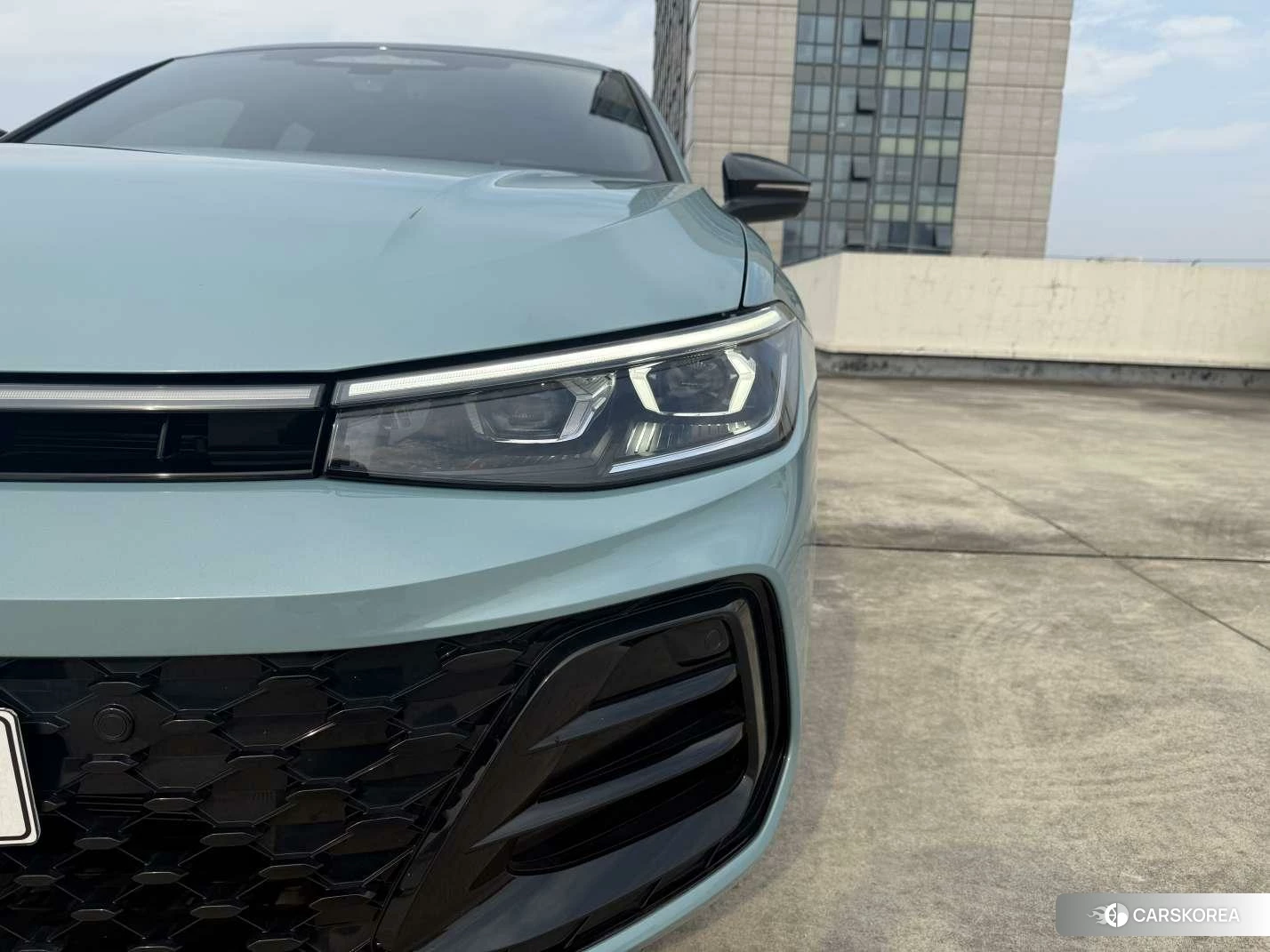 Volkswagen Passat id 4455176 из Китая 12