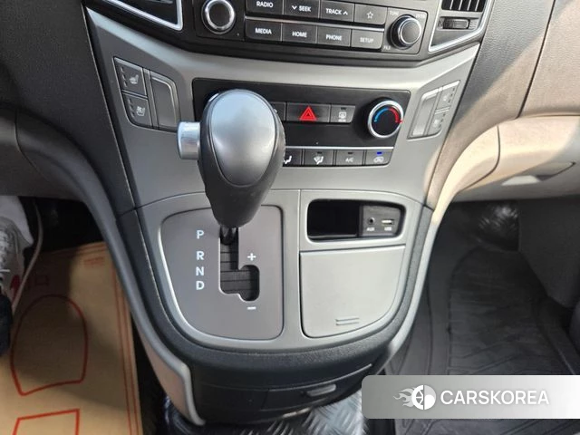Hyundai The New Grand Starex id 3852960 из Кореи 14
