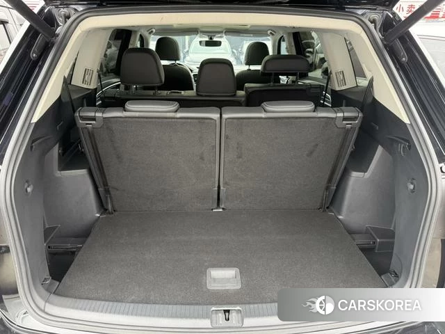 Volkswagen Tourang id 4301219 из Китая 13