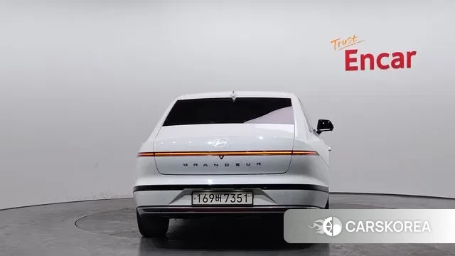 Hyundai Grandeur (GN7) id 3701543 из Кореи 14