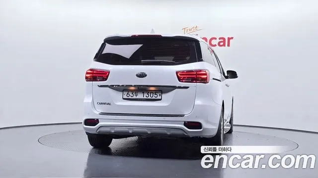 Kia The New Carnival id 2876603 из Кореи 14