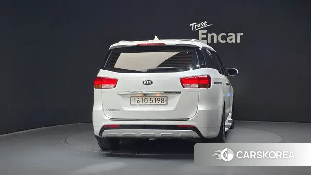 Kia All New Carnival id 3470038 из Кореи 14