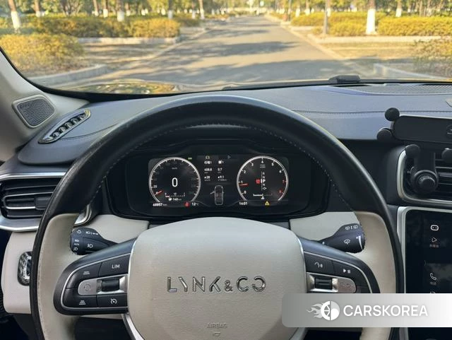 Lynk 01 2020 Синий из Китая, фото 4