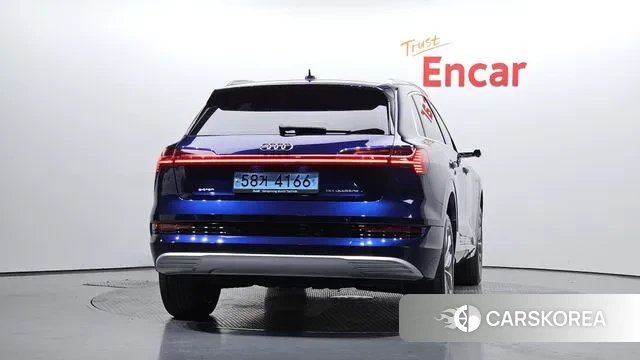Audi e-Tron id 3650346 из Кореи 14