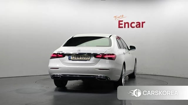 Mercedes-Benz E-Class W213 id 4550754 из Кореи 27