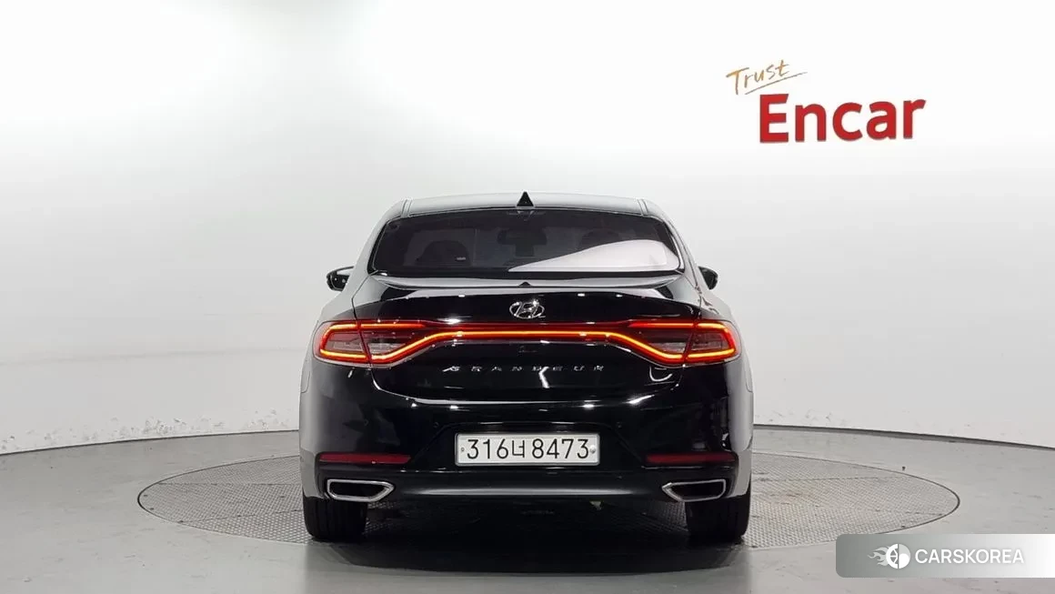 Hyundai Grandeur IG id 1764226 из Кореи 14