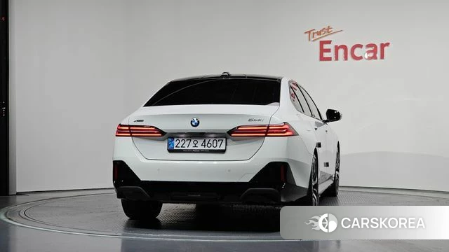 BMW 5 Series (G60) id 4493813 из Кореи 28