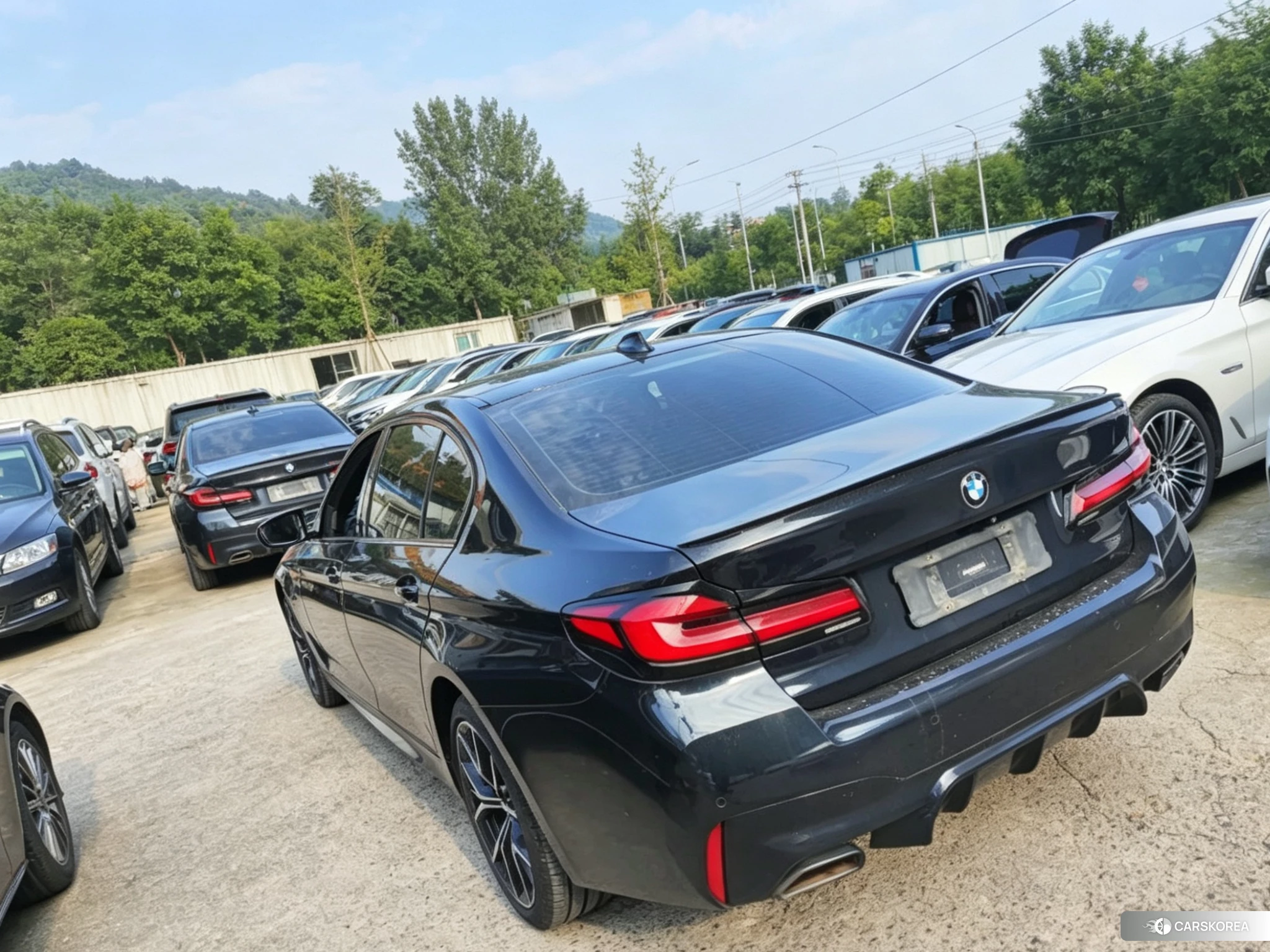 BMW 5 series 2020 Черный из Китая, фото 4