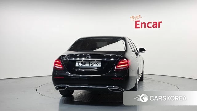 Mercedes-Benz E-Class W213 id 4448040 из Кореи 27