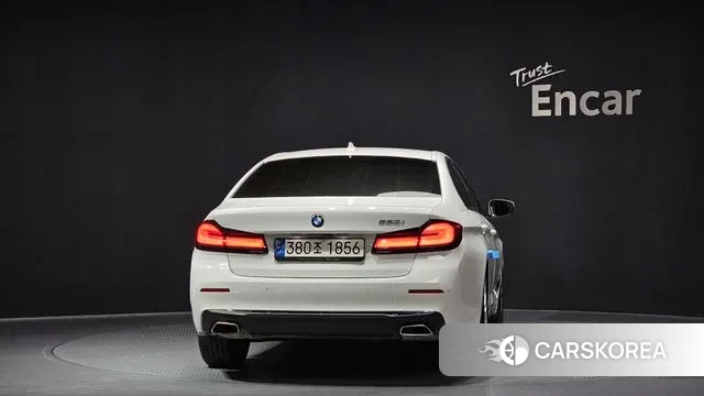 BMW 5 Series (G30) id 3788057 из Кореи 14