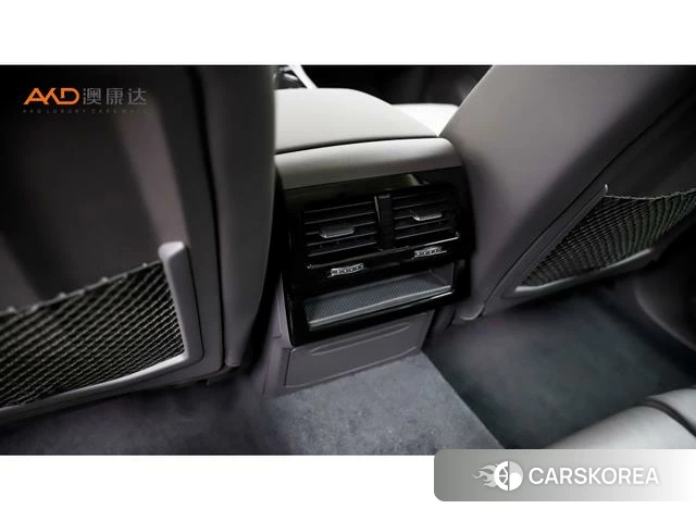 Volkswagen Touareg 2020 Черный из Китая, фото 4