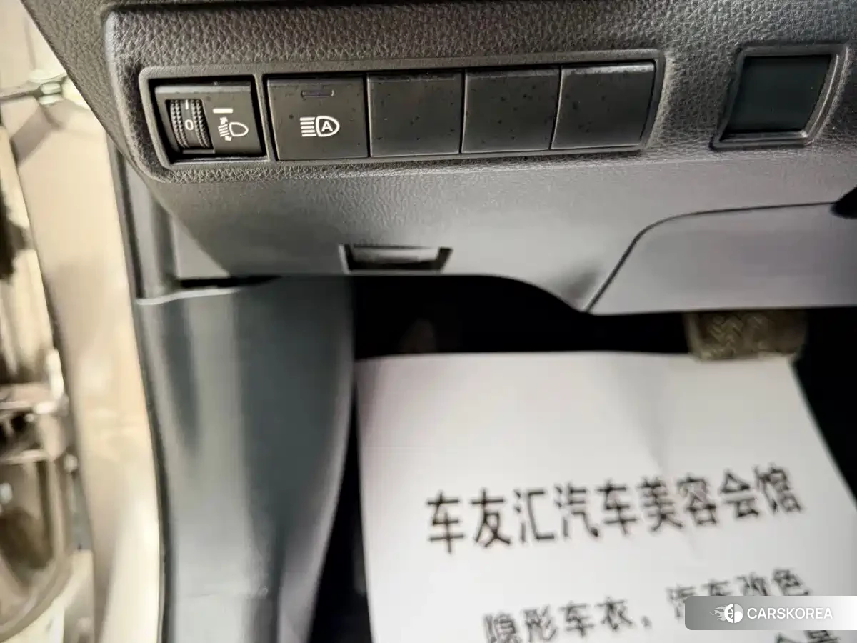 Toyota Corolla id 4577453 из Китая 18