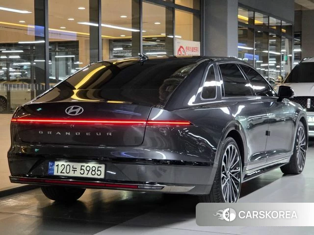 Hyundai Grandeur Hybrid (GN7) id 4916667 из Кореи 14