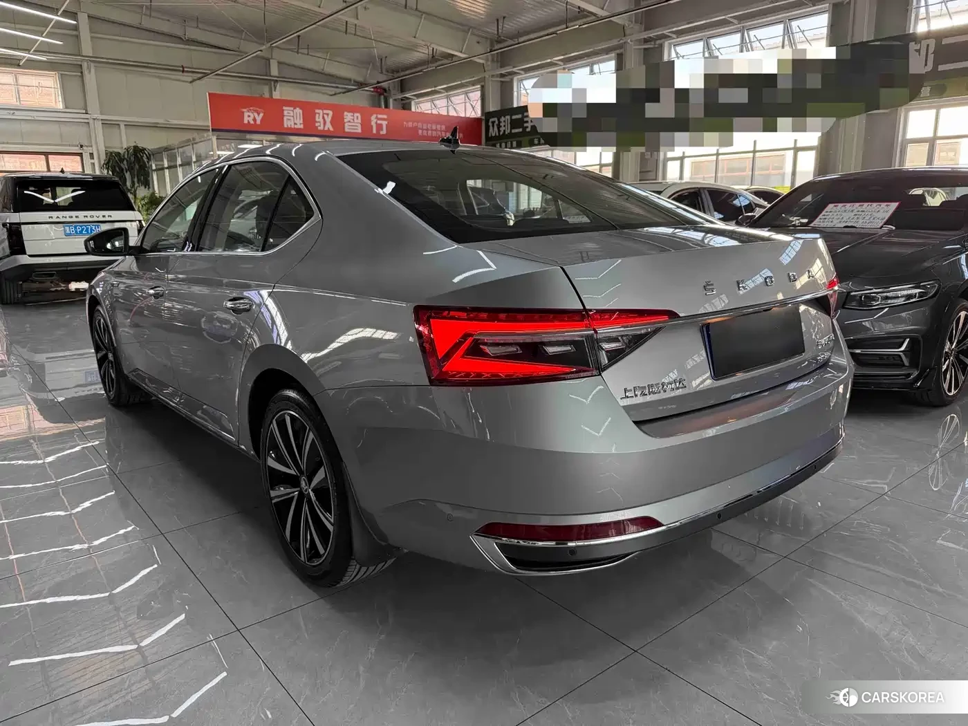 Skoda Superb id 4649295 из Китая 16