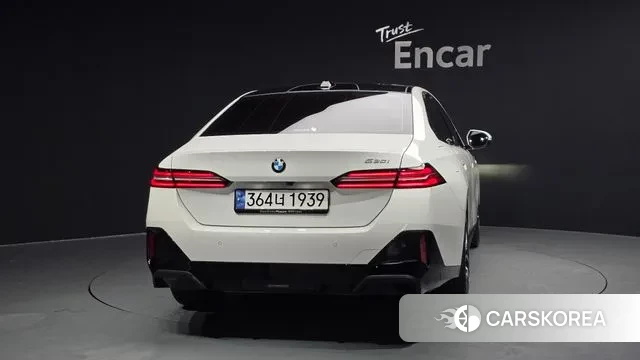 BMW 5 Series (G60) id 3745525 из Кореи 14