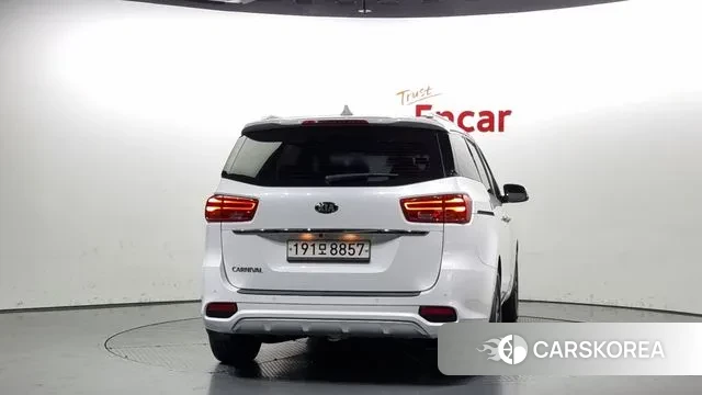 Kia The New Carnival id 3060731 из Кореи 14