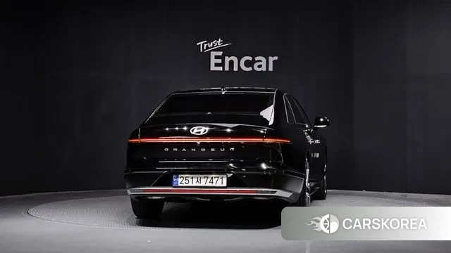 Hyundai Grandeur (GN7) id 3321789 из Кореи 14