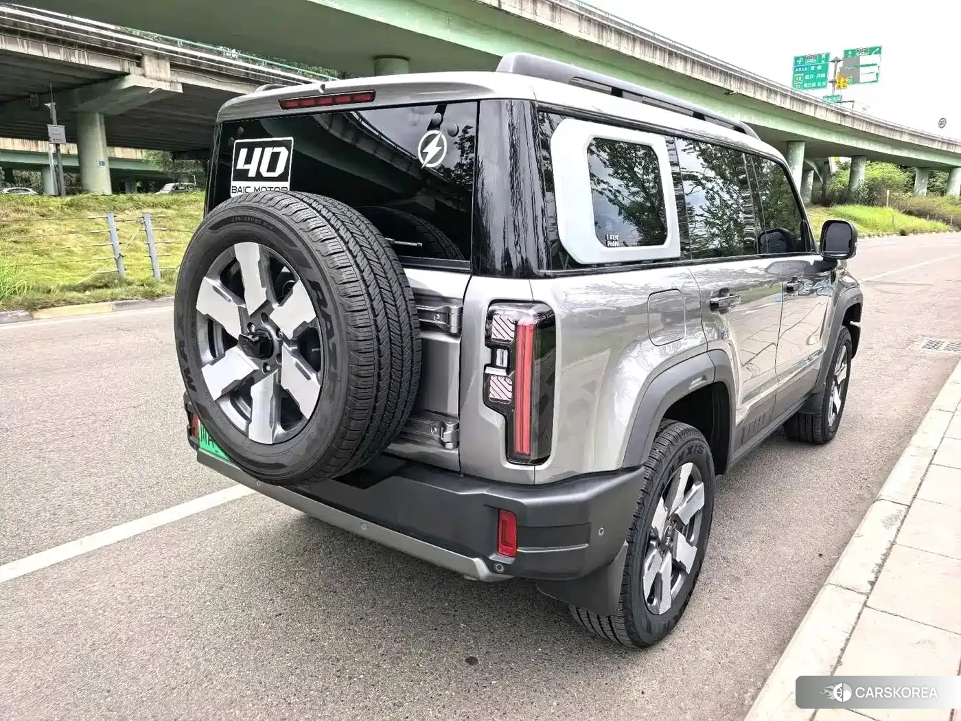 Beijing off-road BJ40 range extension 2025 Silver/gray из Китая, фото 6