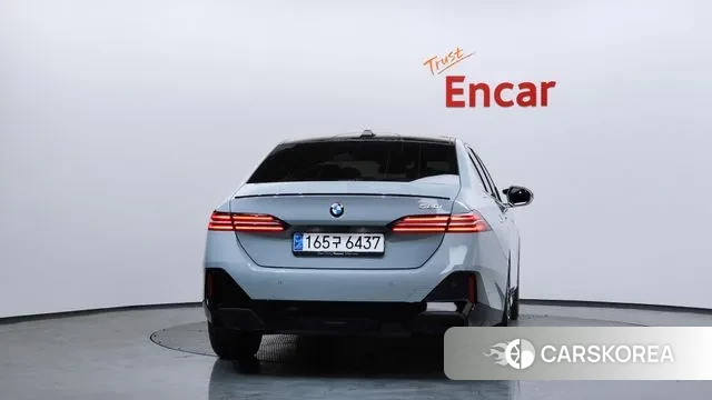 BMW 5 Series (G60) id 3472007 из Кореи 14