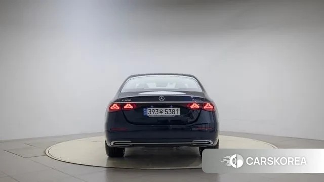 Mercedes-Benz E-Class W214 id 2938920 из Кореи 11