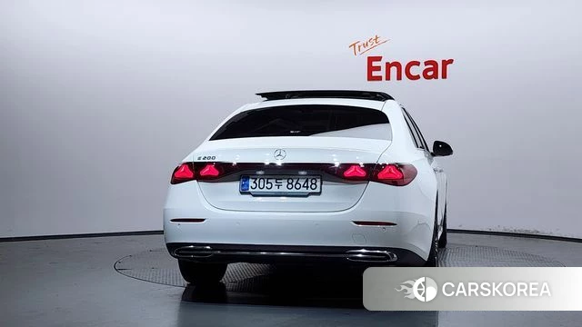 Mercedes-Benz E-Class W214 id 4623229 из Кореи 27