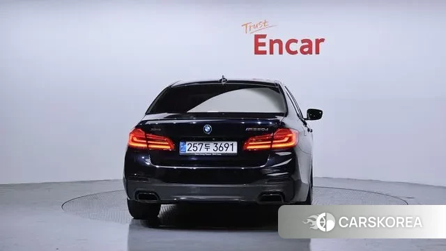 BMW 5 Series (G30) id 3344775 из Кореи 14