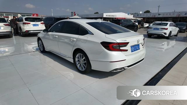 Honda Accord id 4278918 из Китая 9